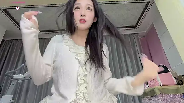 Yaya--728 online show from 04/01/26, 12:06