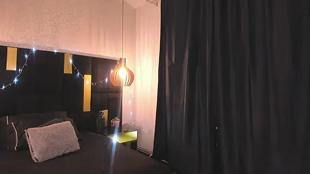 Lucio  Fox online show from 12/22/25, 11:54