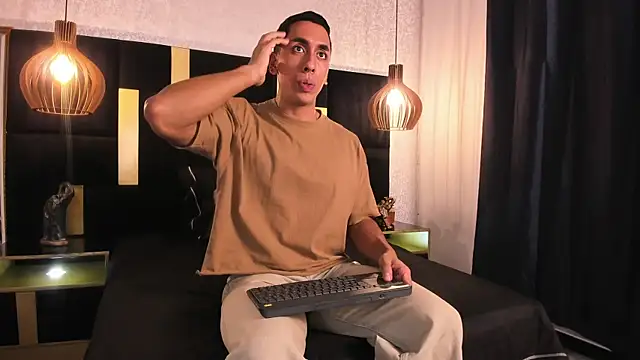 Lucio  Fox online show from 04/10/26, 11:50