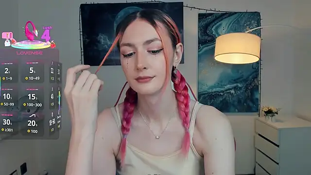 Snapshot of EasterBlink chatting on 11/01/25, 10:53 EasterBlink online show from 11/01/25, 10:53