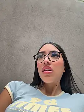 lissafeniix  online show from 03/29/26, 05:25