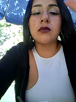 Snapshot of CAROLINE__07 chatting on 09/25/25, 04:24 CAROLINE 07 online show from 09/25/25, 04:24