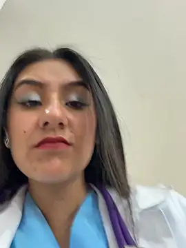 CAROLINE  07 online show from 05/29/26, 02:34
