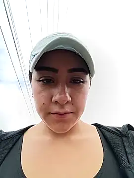 CAROLINE  07 online show from 04/19/26, 12:50
