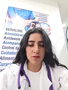 CAROLINE  07 online show from 05/11/26, 04:04