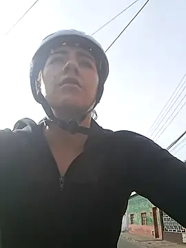 CAROLINE  07 online show from 04/09/26, 01:06