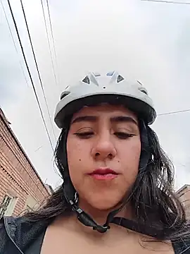 CAROLINE  07 online show from 05/18/26, 04:34