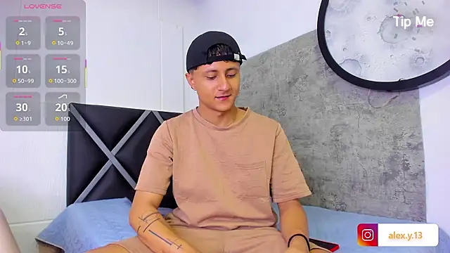  Leohot  online show from 03/03/26, 02:51