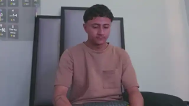  Leohot  online show from 03/24/26, 11:05