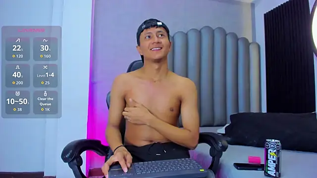  Leohot  online show from 12/21/25, 03:30