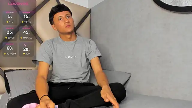  Leohot  online show from 10/04/25, 03:19