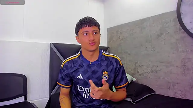  Leohot  online show from 04/08/26, 03:41