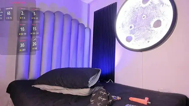  Leohot  online show from 10/18/25, 04:14