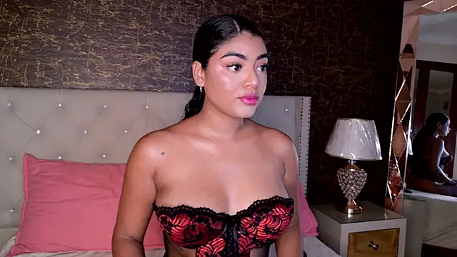 Carly Monroe  online show from 11/05/25, 10:07