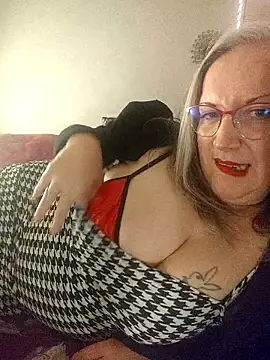 Feelineducentre online show from 01/05/26, 08:45