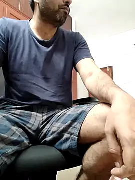 Snapshot of hairysub_india@xh chatting on 10/27/25, 07:31 hairysub indiaxh online show from 10/27/25, 07:31