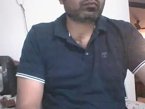 Snapshot of hairysub_india@xh chatting on 11/08/25, 02:42 hairysub indiaxh online show from 11/08/25, 02:42