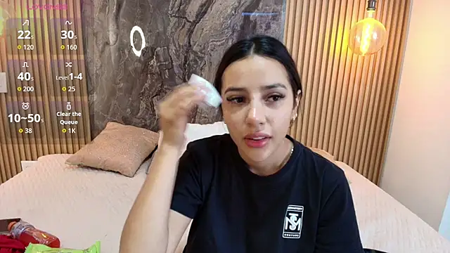 Snapshot of Alana-Jones chatting on 09/09/25, 12:25 Alana-Jones online show from 09/09/25, 12:25