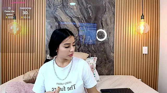 Alana-Jones online show from 11/11/25, 02:45