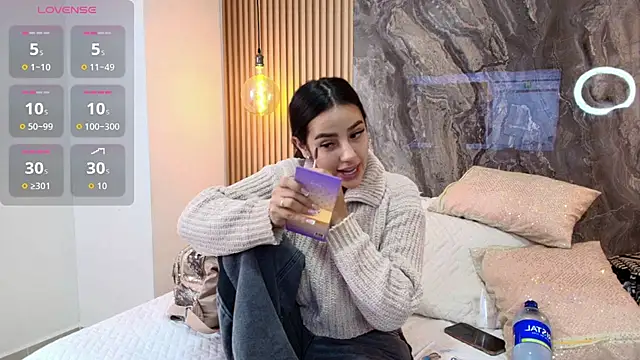 Alana-Jones online show from 10/30/25, 12:25