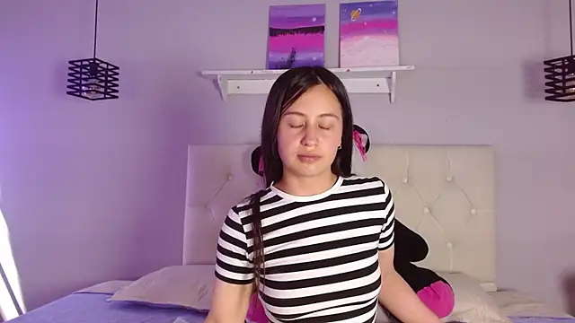 Zaaida  online show from 12/05/25, 05:33