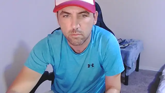 Snapshot of TypicalDepot5 chatting on 11/17/25, 04:16 TypicalDepot5 online show from 11/17/25, 04:16