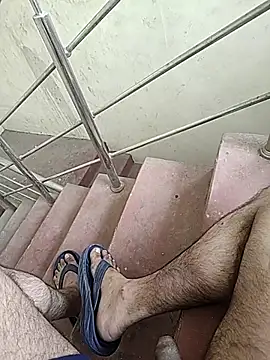 monty935 online show from 10/28/25, 10:47