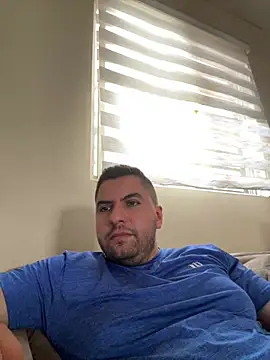 raulgzz4 online show from 05/28/26, 04:35
