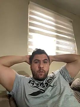 raulgzz4 online show from 04/28/26, 03:27