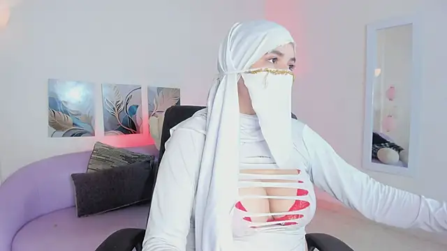 salma isawwii online show from 05/16/26, 02:27