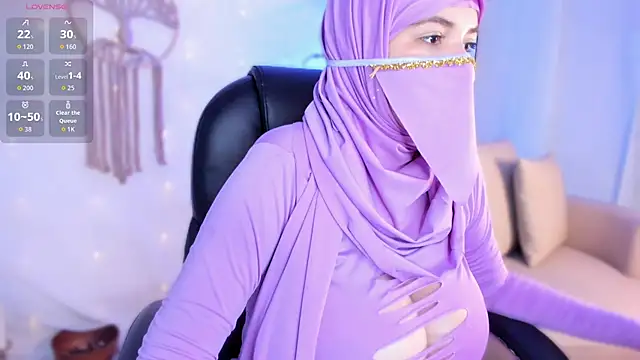 salma isawwii online show from 11/04/25, 02:21