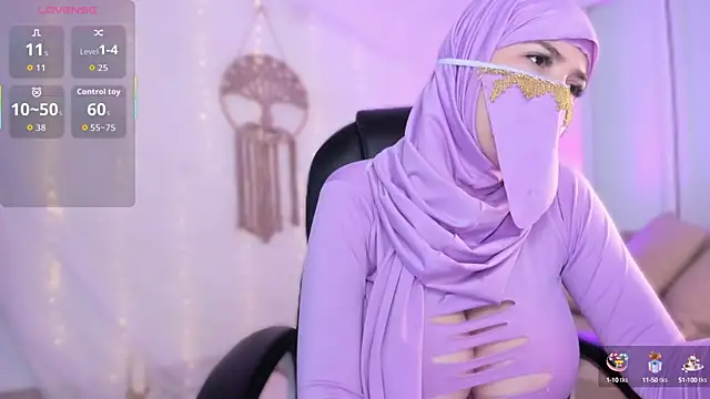 Snapshot of salma_isawwii chatting on 09/24/25, 01:17 salma isawwii online show from 09/24/25, 01:17