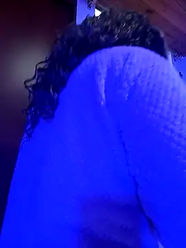 IVONNE COLLINS33 online show from 03/24/26, 10:54