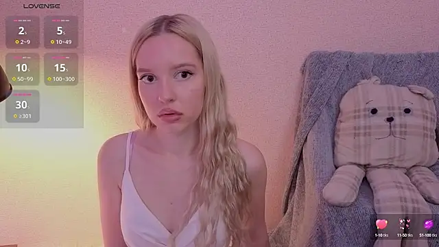 PickmeBabby online show from 10/10/25, 03:18