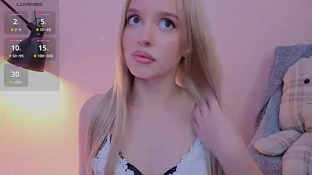 PickmeBabby online show from 10/08/25, 03:52