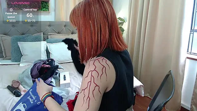 zohet kriss online show from 11/11/25, 01:50