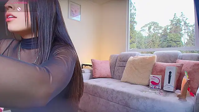 Kim Tyler online show from 10/29/25, 09:03