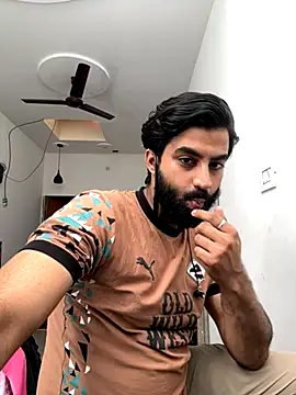 Snapshot of hottestboy03 chatting on 10/17/25, 06:17 hottestboy03 online show from 10/17/25, 06:17