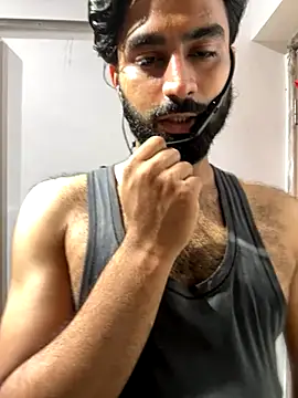 Snapshot of hottestboy03 chatting on 09/23/25, 05:31 hottestboy03 online show from 09/23/25, 05:31