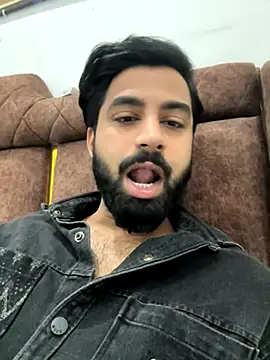 hottestboy03 online show from 11/25/25, 05:19