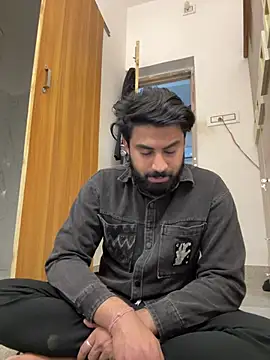 hottestboy03 online show from 01/19/26, 07:12