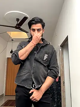 hottestboy03 online show from 11/08/25, 05:00