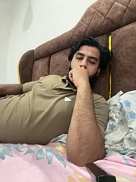 Snapshot of hottestboy03 chatting on 10/06/25, 07:53 hottestboy03 online show from 10/06/25, 07:53