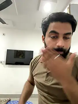 hottestboy03 online show from 01/15/26, 06:39