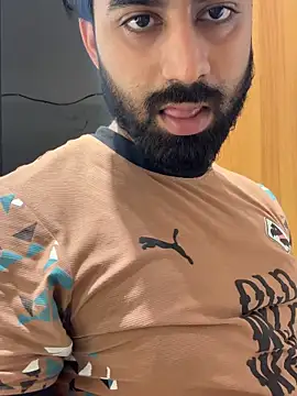 hottestboy03 online show from 02/18/26, 08:49