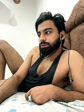 Snapshot of hottestboy03 chatting on 10/05/25, 04:58 hottestboy03 online show from 10/05/25, 04:58