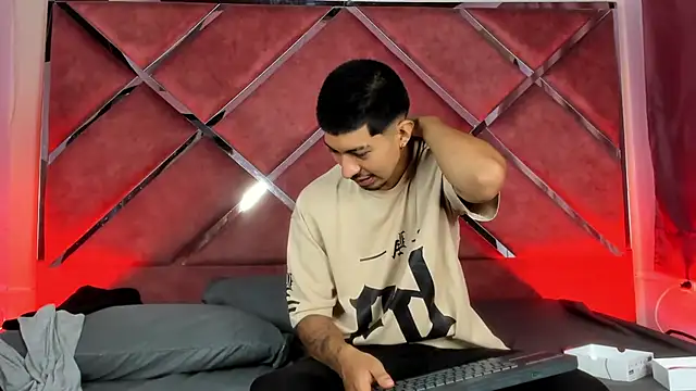 AxelAndJeremy online show from 10/02/25, 03:21