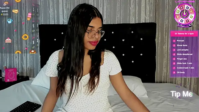 Snapshot of Hailey_johnsonn chatting on 09/09/25, 01:53 Hailey johnsonn online show from 09/09/25, 01:53