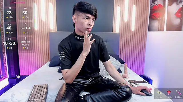 Snapshot of OnlyJos chatting on 12/18/25, 07:29 OnlyJos online show from 12/18/25, 07:29