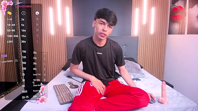 Snapshot of OnlyJos chatting on 10/11/25, 07:26 OnlyJos online show from 10/11/25, 07:26